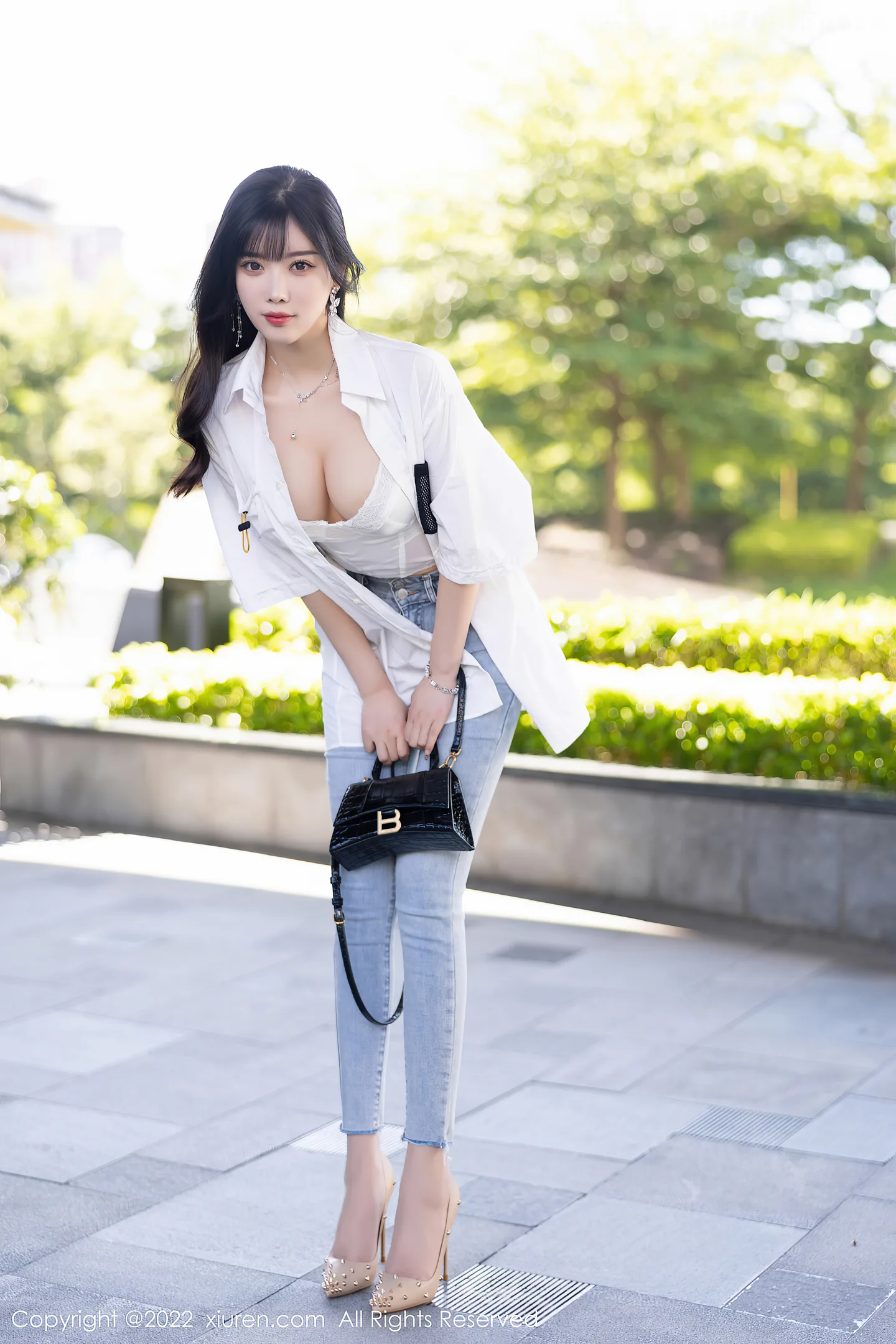 图片[6]-[XiuRen秀人网] VOL.5614 女神杨晨晨Yome私房半脱露白色内衣配无内肉丝迷人诱惑写真83P-秀人网官方网站